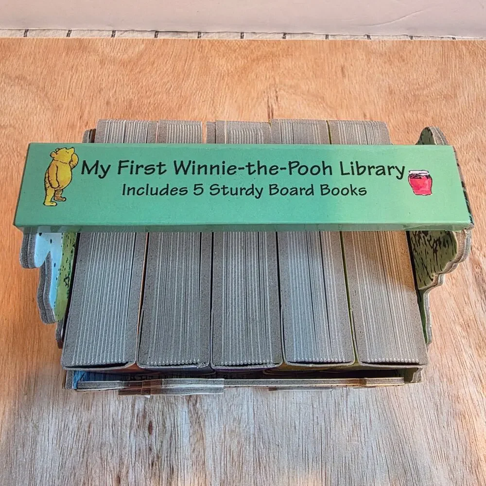 NEW This My First Winnie-The-Pooh Library Set 5-board books in a carrycase